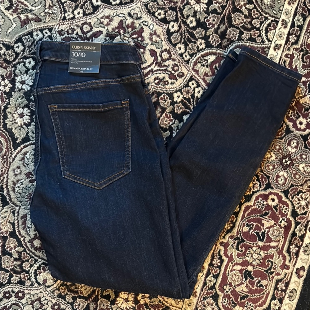 Banana Republic CURVY MID-RISE SKINNY JEAN 30/10 - NWT